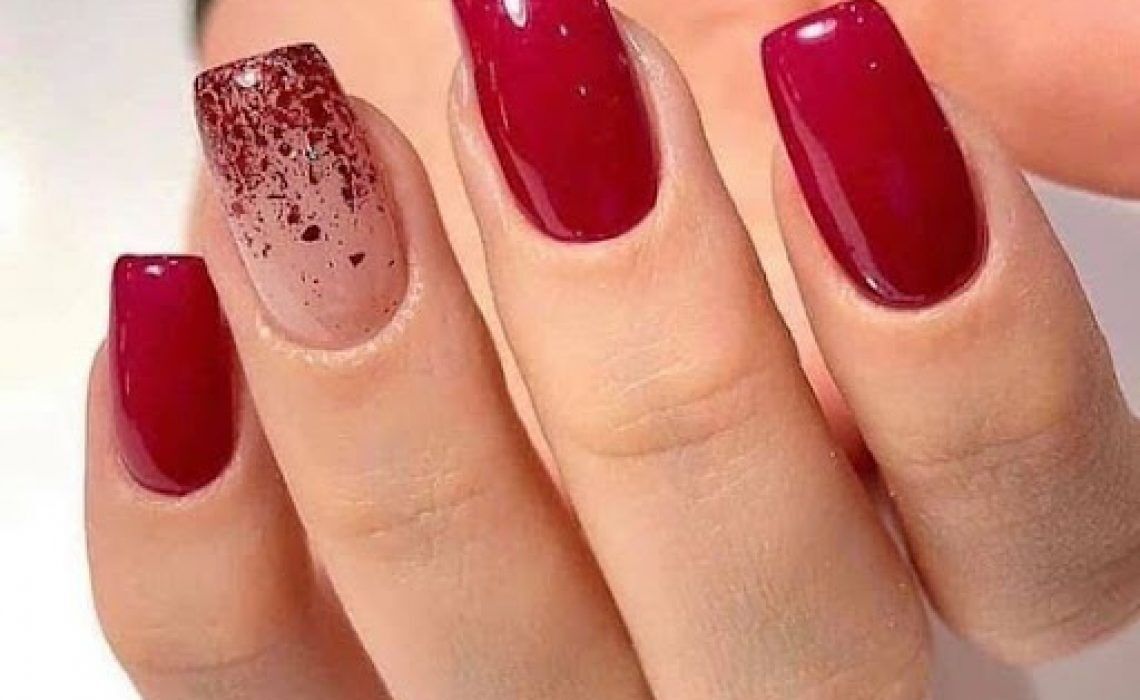 Unhas decoradas pro natal